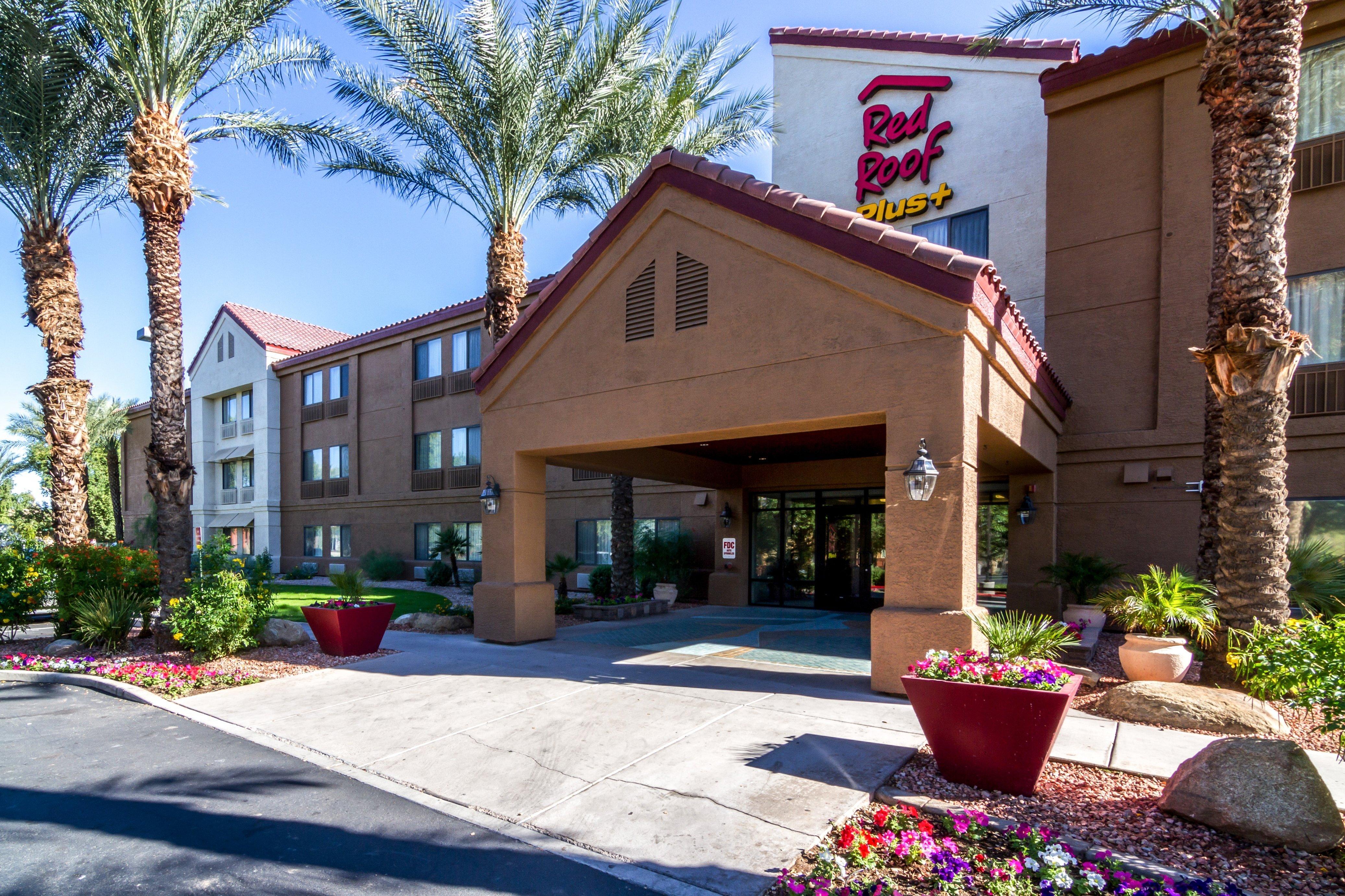 Red Roof Inn Plus+ Tempe - Phoenix Airport Exteriör bild