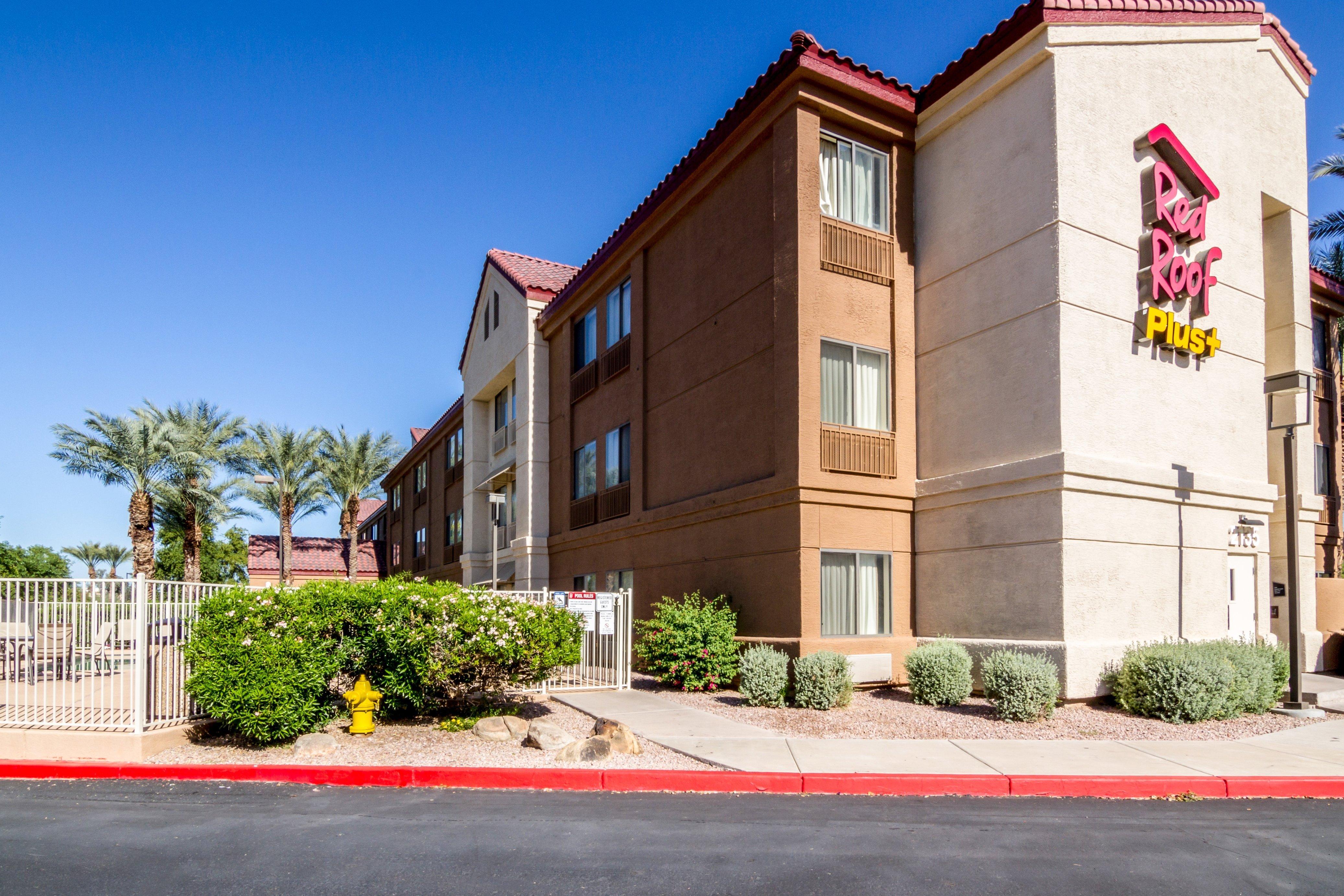 Red Roof Inn Plus+ Tempe - Phoenix Airport Exteriör bild