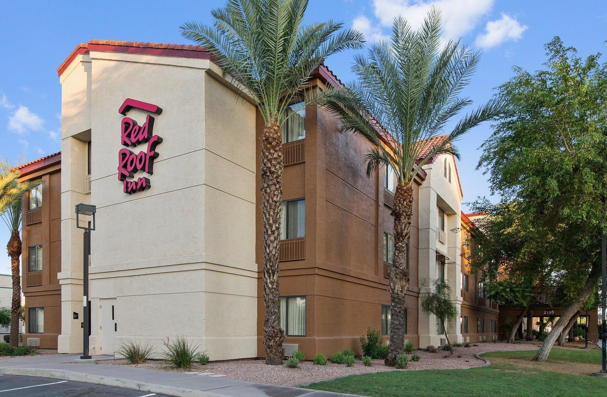 Red Roof Inn Plus+ Tempe - Phoenix Airport Exteriör bild