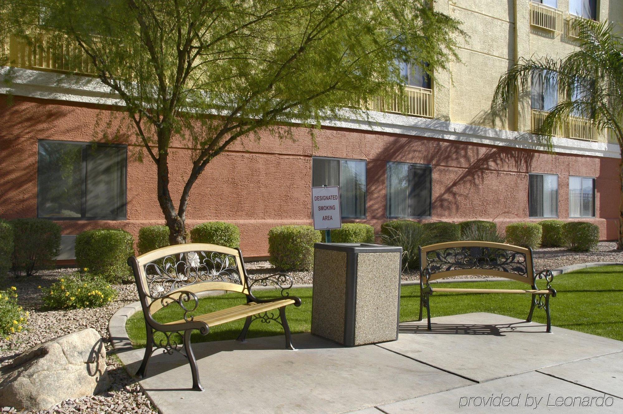 Red Roof Inn Plus+ Tempe - Phoenix Airport Exteriör bild