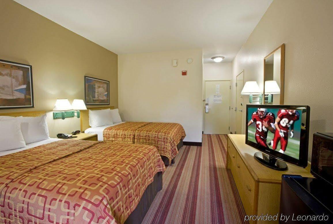 Red Roof Inn Plus+ Tempe - Phoenix Airport Exteriör bild